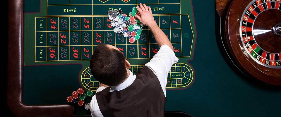 evolution of live dealer games