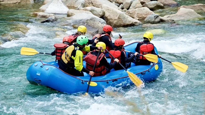 guía de rafting